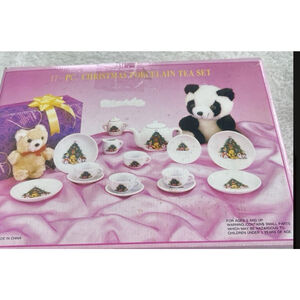 Vintage 17-Pc Christmas Porcelain Mini Tea Set Teddy Bear Tree Cups & Plates Box